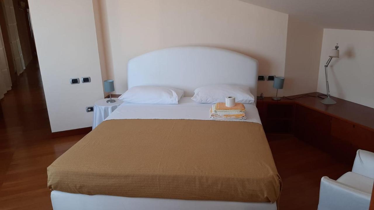 B & B Paradiso Лорето Экстерьер фото